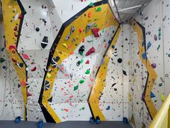 -问山MountQuest攀岩馆