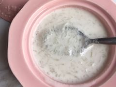 椰汁燕窝-左记港食(融科天城店)