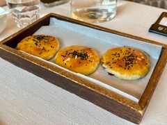 现烤重瓣玫瑰饼-云腾食府·云南菜