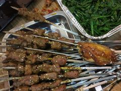 -犇牛记·鲜牛肉火锅