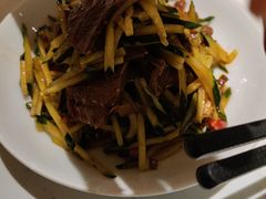 -关东小磨东北菜(漕河泾印象城店)