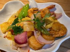 -大头虾越式风味餐厅(光明广场店)