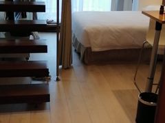 -上海品尊辉盛名致精品酒店公寓