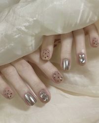 -斯馨·健康美甲美睫