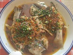 三椒蒸鲈鱼-荆九爷爆炒桥头三嫩(浙大店)
