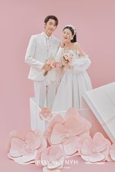 点击看大图 -挪娅婚纱摄影皇家会所