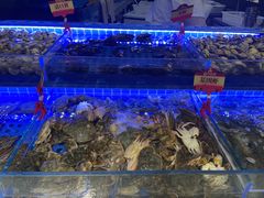 -四囍码头海鲜烧烤自助火锅(外滩南京东路悦荟广场店)