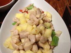 小炒菠萝鸡丁-云海肴·汽锅鸡·云南菜(领展购物广场·中关村店)