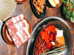 -四小区火锅·巷子里的重庆火锅(花照壁店)