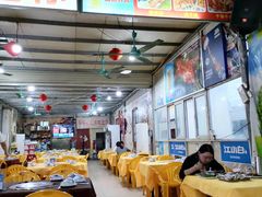 大堂-胖哥八兄弟大排挡(植村店)