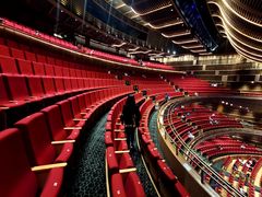 -交通银行前滩31演艺中心