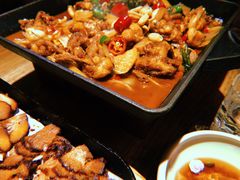 馋嘴牛蛙锅-蜜桃餐厅·江浙融合菜(荟聚购物中心店)
