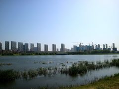 -人杰湖公园(地铁站)