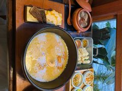 -银米·云南传统过桥米线(双廊黑金冠店)