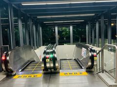 -九华山(地铁站)