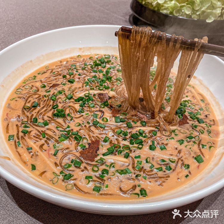 在绍兴,宴请、聚餐首先会想到的食府
