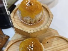 蛋挞皮蛋酥叉烧酥三拼-广州酒家(昌岗地铁站店)