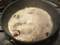 -三人行骨头王火锅(长寿店)