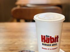 -The Habit Burger Grill 哈比特汉堡(世博店)