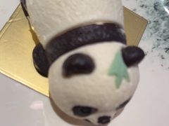 -雍容荟帝王蟹活龙虾展台自助(IFS黑金店)