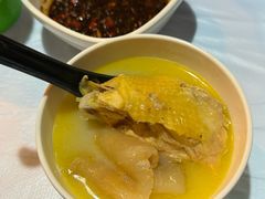 -鲜入围煮花胶鸡海鲜火锅