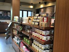 零售区-星巴克臻选(成都宽窄巷子店)