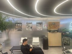 -TMG潮流健身(奥体莲荷里店)