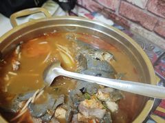 -弘烨 贵州酸汤 鱼火锅(东财店)