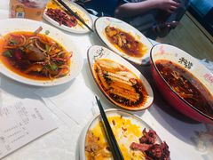 -辣小妮de川菜馆(红旗Mall店)