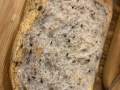 -山下面包坊(湖滨店)