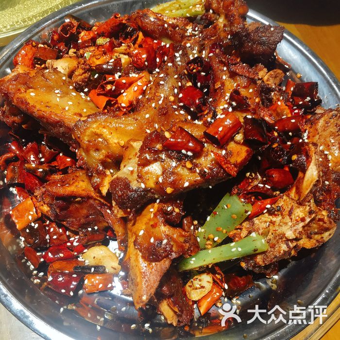 鸡毛店 当家巴骨肉