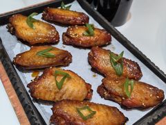 奥尔良烤鸡翅-大锅强·蒸海鲜青岛菜(金沙滩店)
