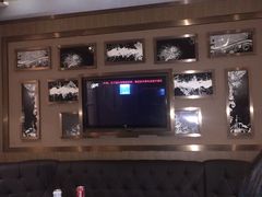 -歌友汇KTV(悦荟广场店)