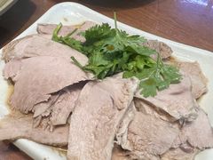 -亮亮面馆(经六路店)