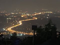 -鬼笑石后山停车场
