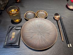 -蟹犇前•帝王蟹雪蟹(陆家嘴店)