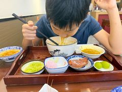 -百年老字号·观振兴蟹黄面·三虾面·苏式面(观前街富仁坊巷店)