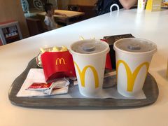 板烧鸡腿堡鸡翅餐-麦当劳(总统大酒店店)