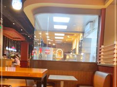 大堂-The Habit Burger Grill 哈比特汉堡(复兴soho店)