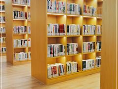 -漕河泾街道图书馆(漕河泾社区文化活动中心店)