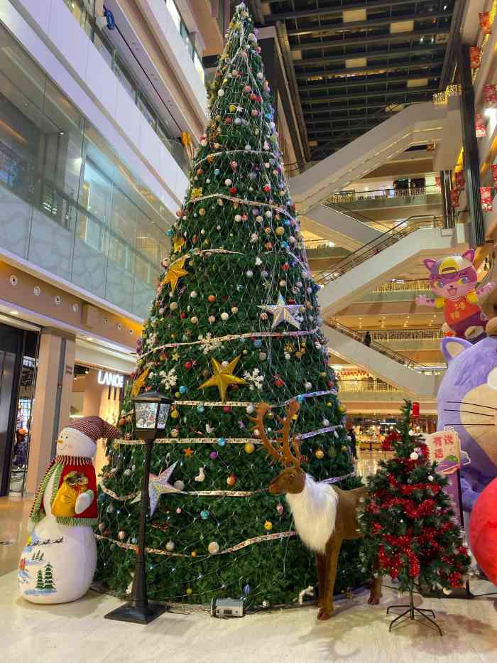 华元欢乐城-"临平的商场真的都还蛮好逛的,从我家这里坐.