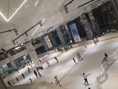 -冰纷万象滑冰场(南山万象天地店)