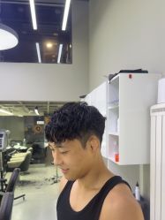 -尤司男士国潮理发馆