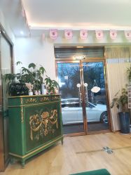 -苗方清颜专业祛痘连锁机构