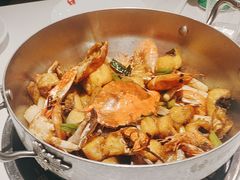 -七欣天香辣蟹火锅(闵行浦江欢乐颂店)