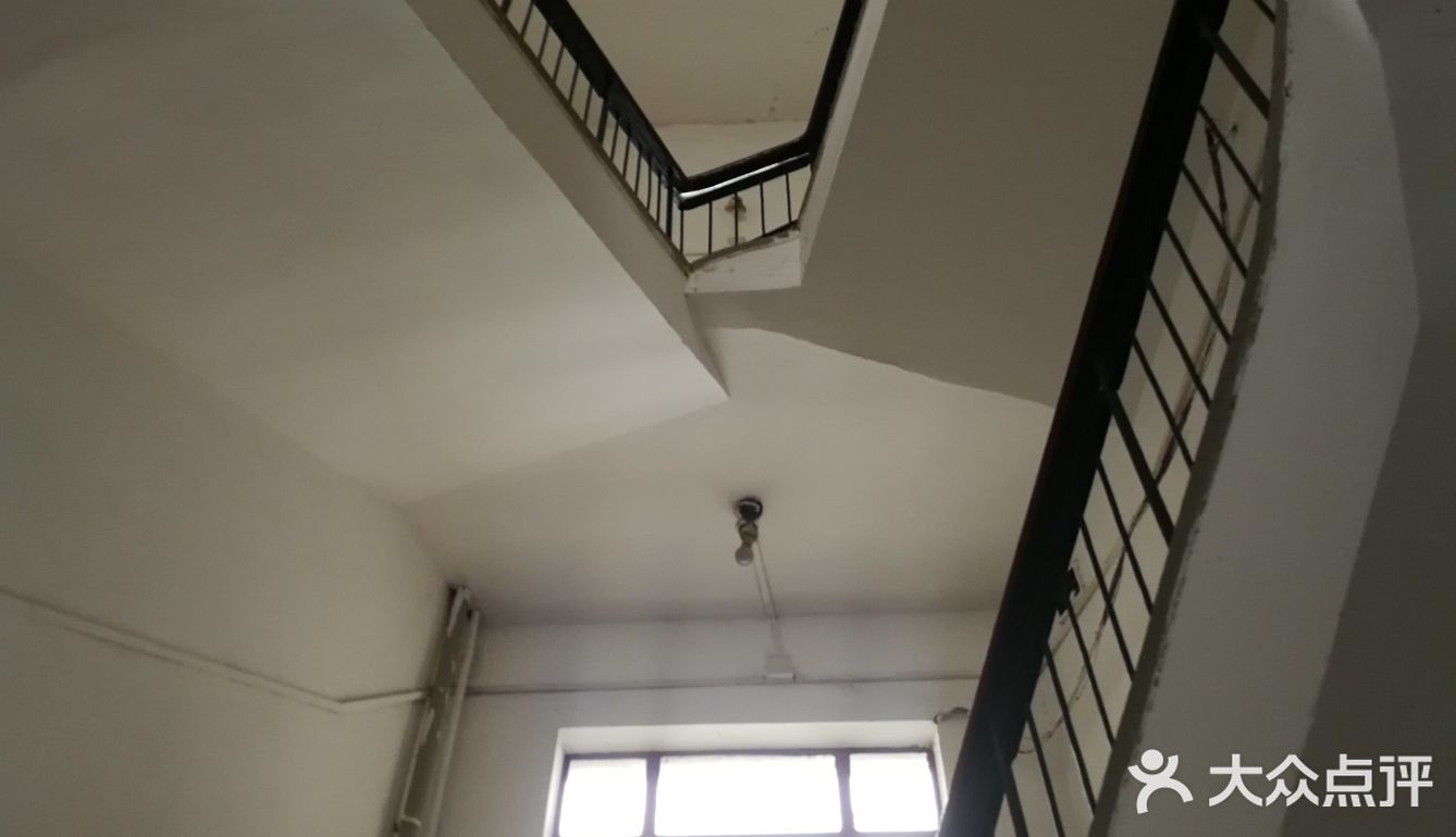 如果你喜欢拍老房子，只要保持安静，我是欢迎来拍照的