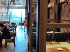 -松咖啡自助餐厅·松北香格里拉