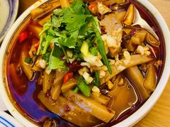 -包整·丝娃娃(一览甲秀楼风景店)