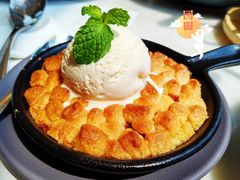 -港丽餐厅(高德置地店)