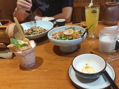 -老滇山寨•云南特色菜•地方菜•民族风情歌舞表演(金碧店)